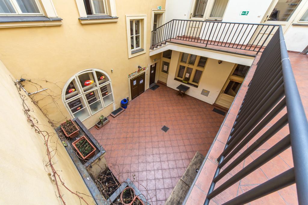 Hostel Mango براغ المظهر الخارجي الصورة
